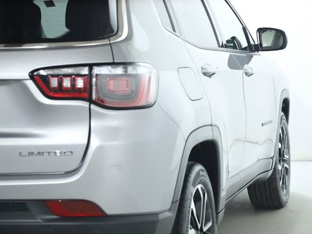 2023 Jeep Compass in Bedford, OH 44146 - 18104066 44