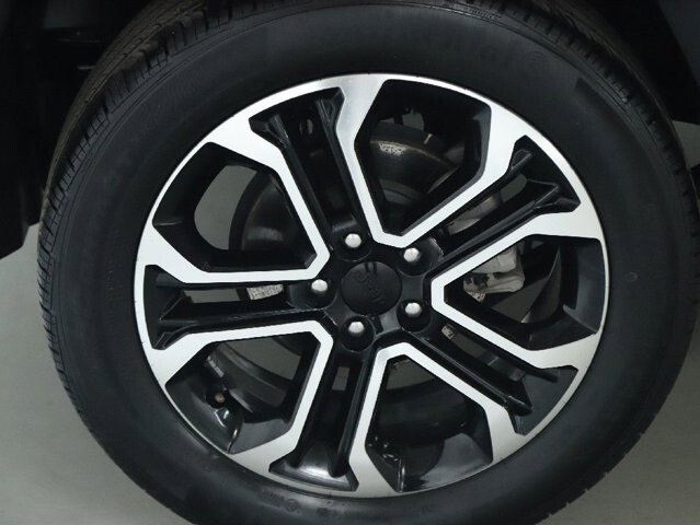 2023 Jeep Compass in Bedford, OH 44146 - 18104066 12