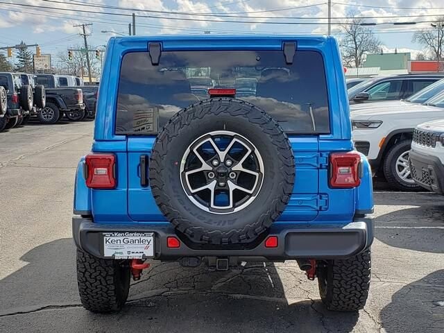 2026 Jeep Wrangler in Bedford, OH 44146 - 18104068 4
