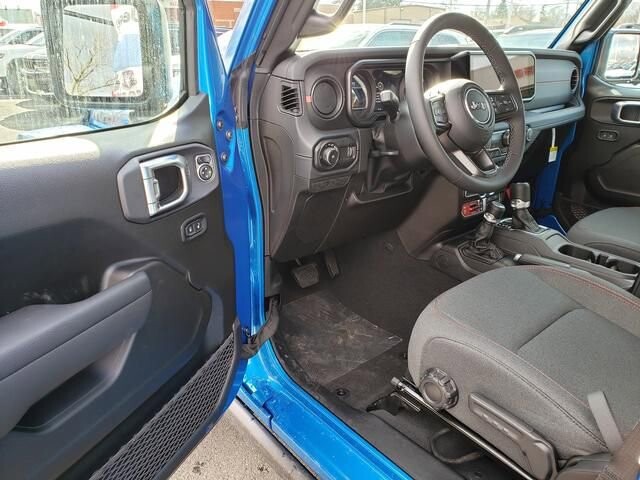 2026 Jeep Wrangler in Bedford, OH 44146 - 18104068 6