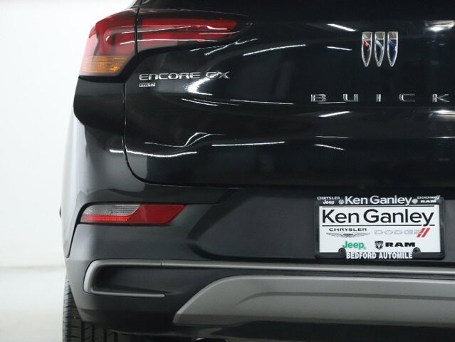 2025 Buick Encore GX in Bedford, OH 44146 - 18104071 43