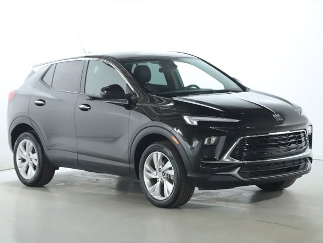 2025 Buick Encore GX in Bedford, OH 44146 - 18104071 9