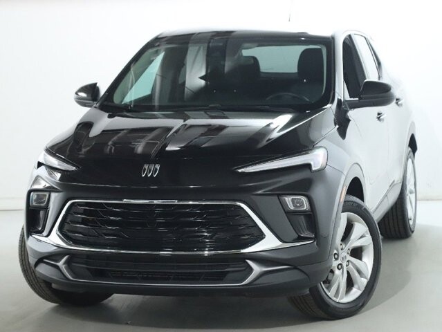 2025 Buick Encore GX in Bedford, OH 44146 - 18104071 3