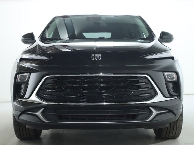 2025 Buick Encore GX in Bedford, OH 44146 - 18104071 5