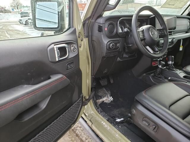 2026 Jeep Wrangler in Bedford, OH 44146 - 18104073 6