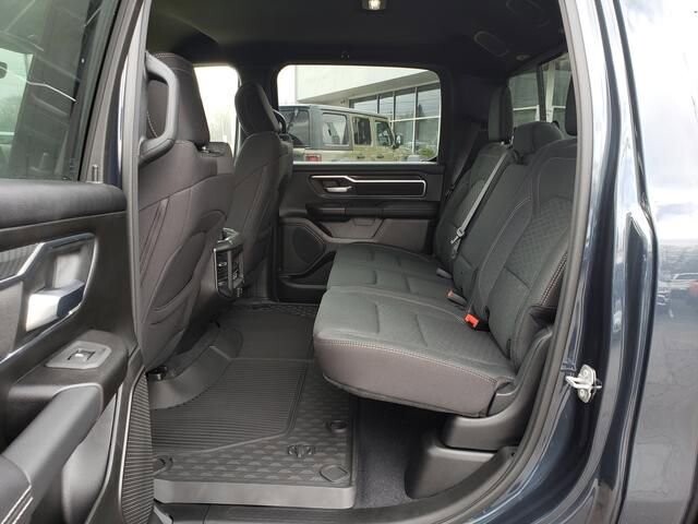 2025 RAM 1500 in Bedford, OH 44146 - 18104074 7