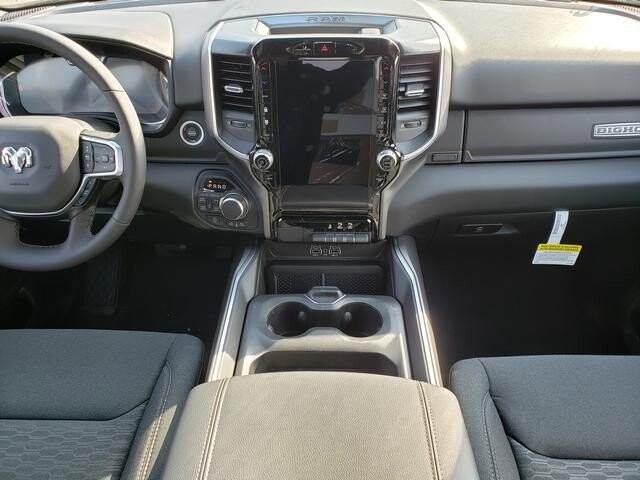 2026 RAM 1500 in Bedford, OH 44146 - 18104075 9