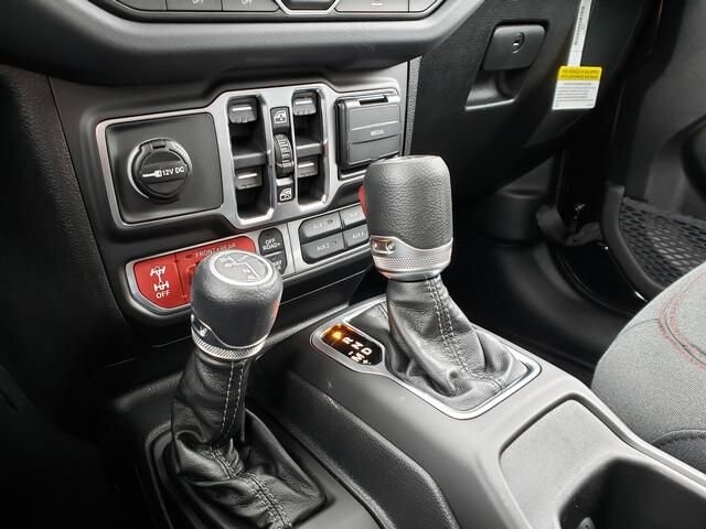 2026 Jeep Wrangler in Bedford, OH 44146 - 18104078 11