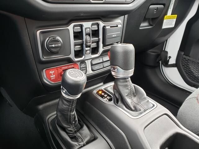 2026 Jeep Wrangler in Bedford, OH 44146 - 18104079 11