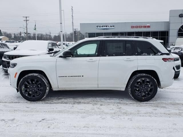 2026 Jeep Grand Cherokee in Bedford, OH 44146 - 18104080 2