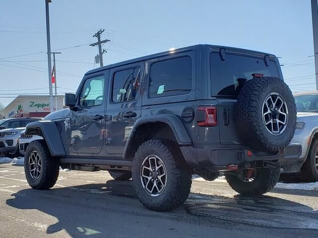 2026 Jeep Wrangler in Bedford, OH 44146 - 18104081 3