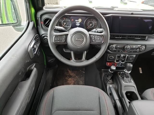 2026 Jeep Wrangler in Bedford, OH 44146 - 18104087 9