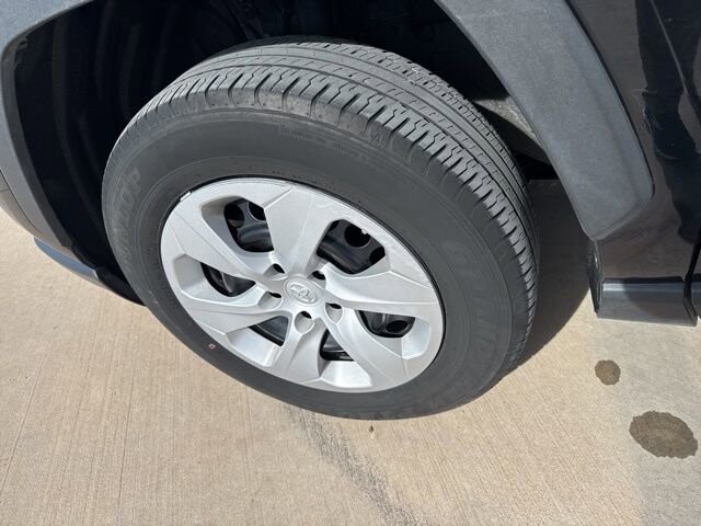 2024 Toyota RAV4 in Winslow, AZ 86046 - 18104091 15