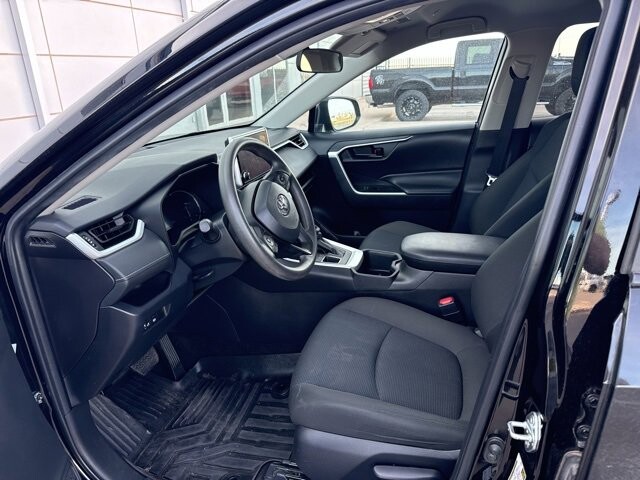 2024 Toyota RAV4 in Winslow, AZ 86046 - 18104091 34