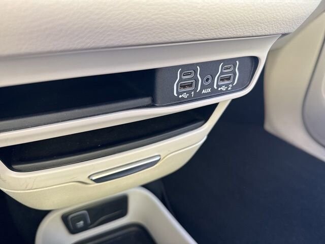 2024 Chrysler Pacifica in Winslow, AZ 86046 - 18104097 17