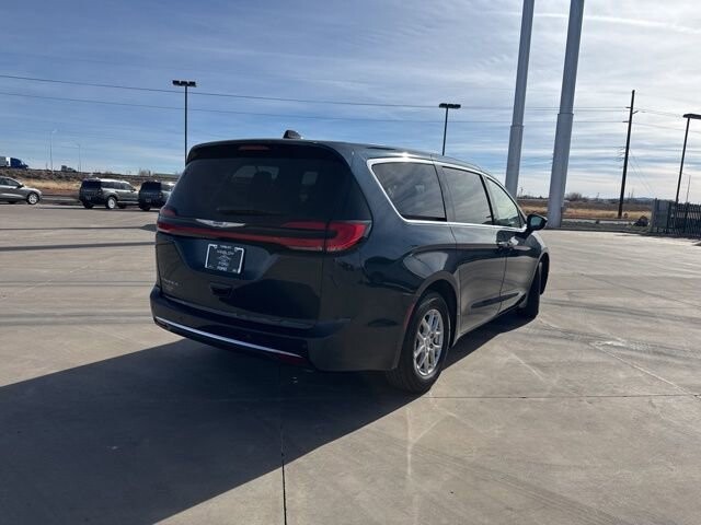 2024 Chrysler Pacifica in Winslow, AZ 86046 - 18104097 6