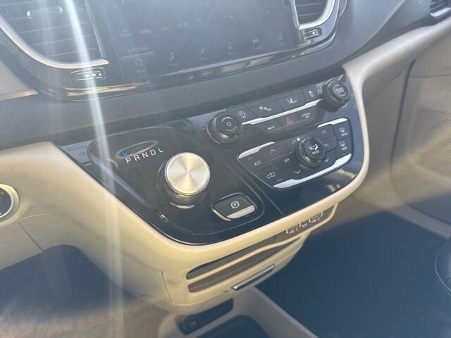 2024 Chrysler Pacifica in Winslow, AZ 86046 - 18104097 15