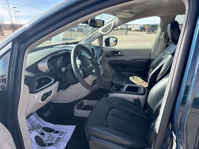 2024 Chrysler Pacifica in Winslow, AZ 86046 - 18104097 31