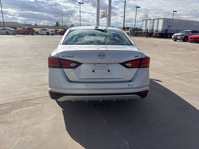 2023 Nissan Altima in Winslow, AZ 86046 - 18104103 10
