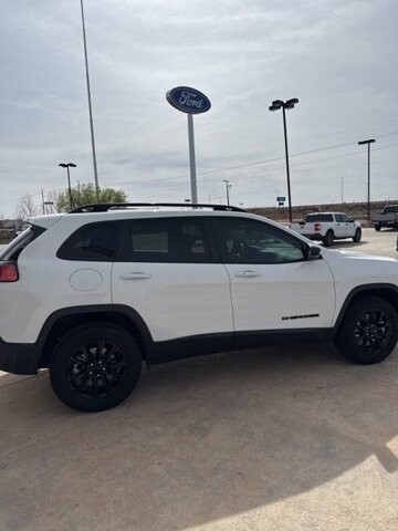 2023 Jeep Cherokee in Winslow, AZ 86046 - 18104110 5