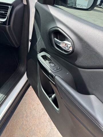 2023 Jeep Cherokee in Winslow, AZ 86046 - 18104110 7