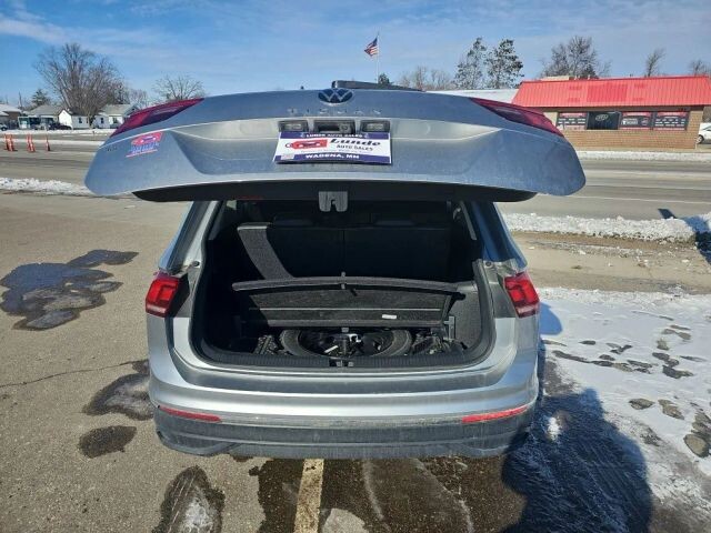 2024 Volkswagen Tiguan in Wadena, MN 56482 - 18104127 30