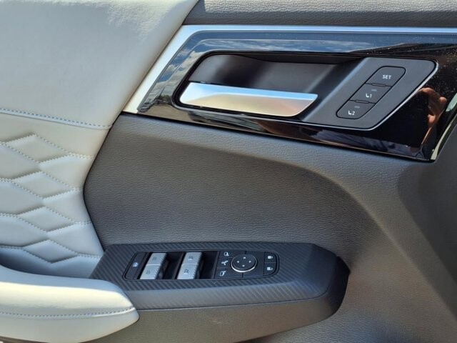 2025 Mitsubishi Outlander in Winchester, VA 22602 - 18104133 25