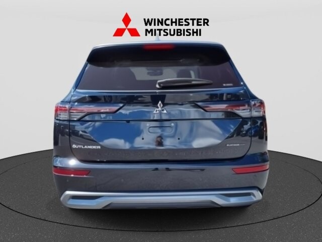 2025 Mitsubishi Outlander in Winchester, VA 22602 - 18104133 5