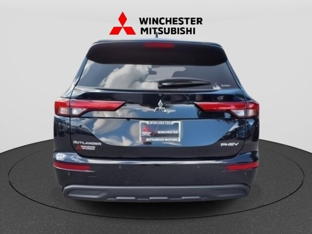 2025 Mitsubishi Outlander in Winchester, VA 22602 - 18104135 5