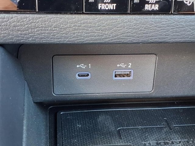 2025 Mitsubishi Outlander in Winchester, VA 22602 - 18104135 19