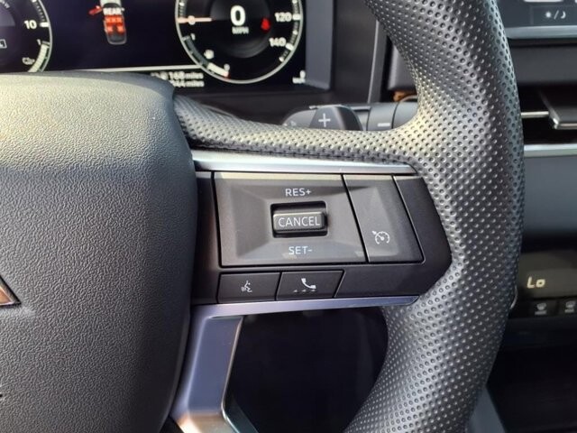 2025 Mitsubishi Outlander in Winchester, VA 22602 - 18104135 16