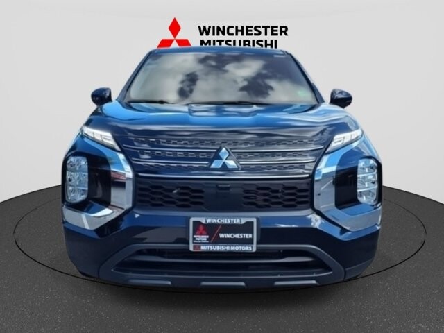 2025 Mitsubishi Outlander in Winchester, VA 22602 - 18104135 2