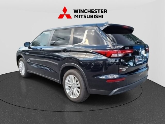 2025 Mitsubishi Outlander in Winchester, VA 22602 - 18104135 6