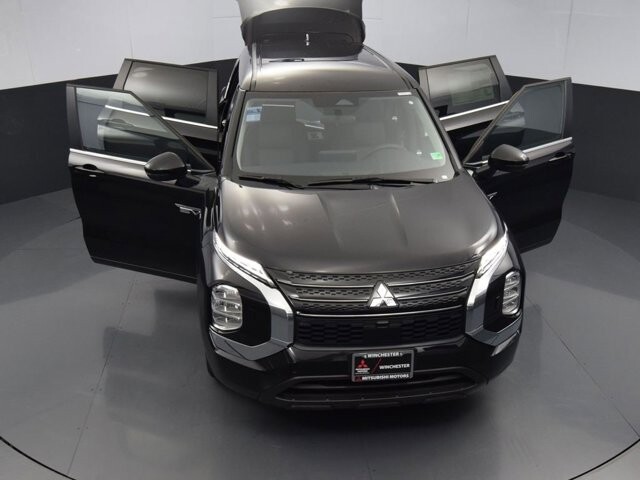 2025 Mitsubishi Outlander in Winchester, VA 22602 - 18104135 35