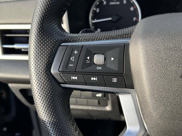 2025 Mitsubishi Outlander in Winchester, VA 22602 - 18104136 26