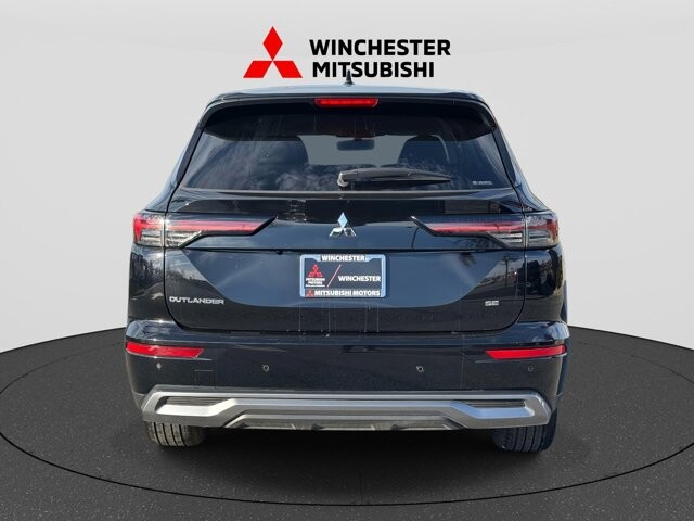 2025 Mitsubishi Outlander in Winchester, VA 22602 - 18104136 3