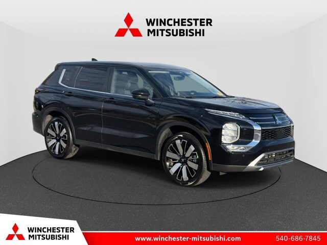 2025 Mitsubishi Outlander in Winchester, VA 22602 - 18104136