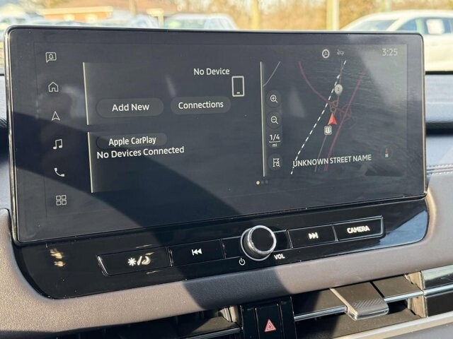 2025 Mitsubishi Outlander in Winchester, VA 22602 - 18104136 16