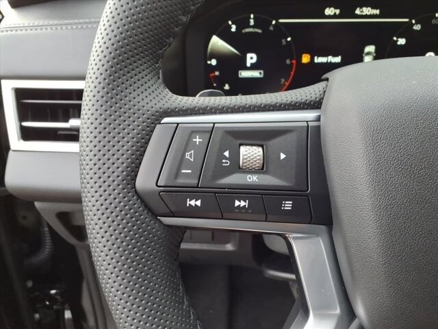 2025 Mitsubishi Outlander in Winchester, VA 22602 - 18104139 18