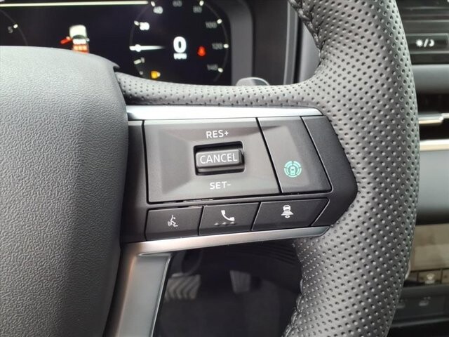 2025 Mitsubishi Outlander in Winchester, VA 22602 - 18104139 19
