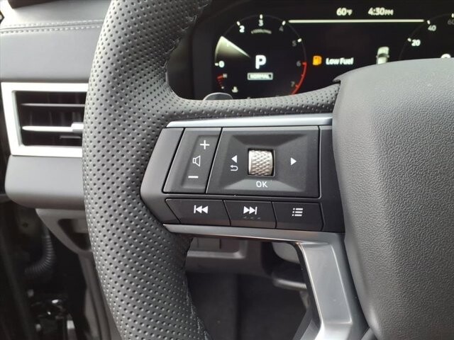 2025 Mitsubishi Outlander in Winchester, VA 22602 - 18104139 18
