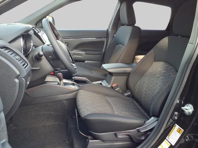 2025 Mitsubishi Outlander Sport in Winchester, VA 22602 - 18104141 24