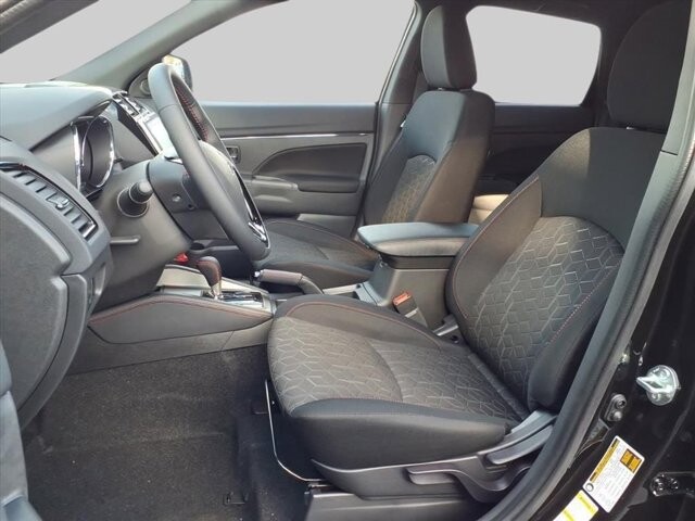 2025 Mitsubishi Outlander Sport in Winchester, VA 22602 - 18104141 24