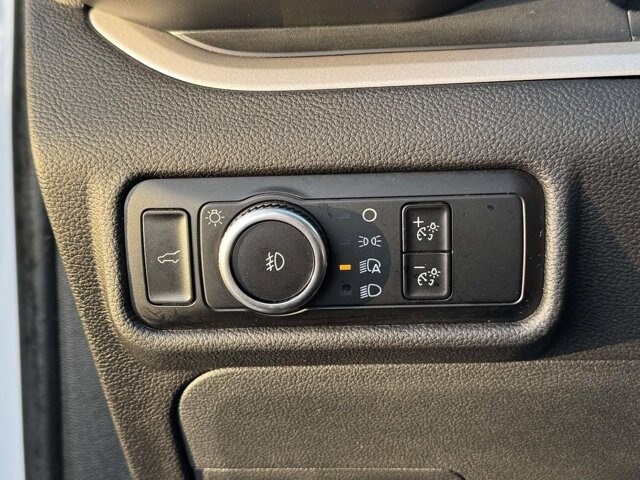 2023 Ford Explorer in Winchester, VA 22602 - 18104142 27