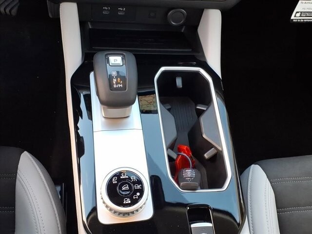 2025 Mitsubishi Outlander in Winchester, VA 22602 - 18104145 23