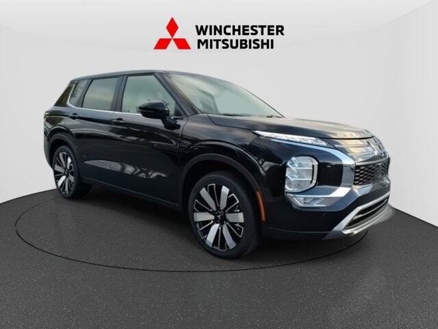 2025 Mitsubishi Outlander in Winchester, VA 22602 - 18104145 3