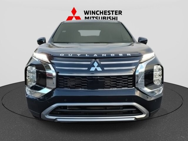 2025 Mitsubishi Outlander in Winchester, VA 22602 - 18104145 2
