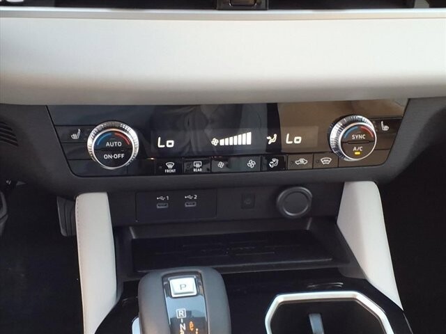 2025 Mitsubishi Outlander in Winchester, VA 22602 - 18104145 22