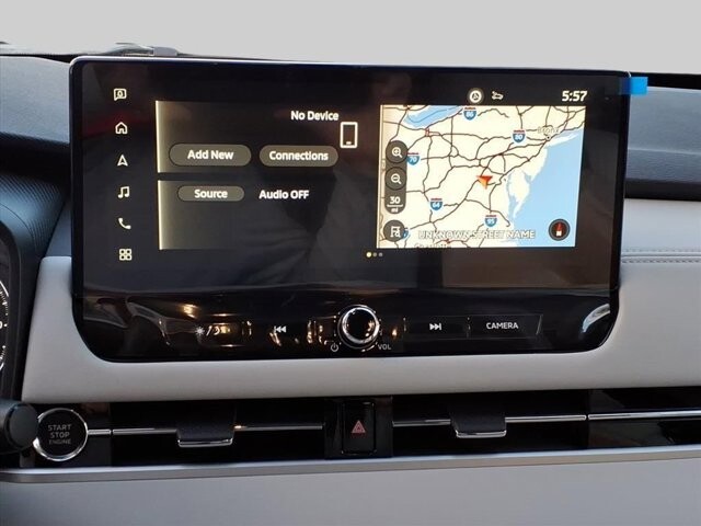 2025 Mitsubishi Outlander in Winchester, VA 22602 - 18104145 21