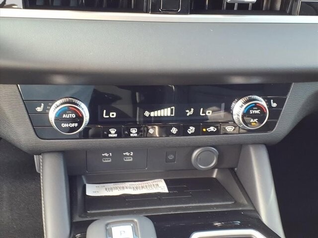 2025 Mitsubishi Outlander in Winchester, VA 22602 - 18104146 23